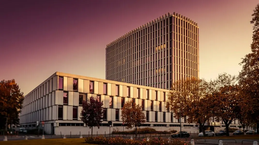 Karim Hellal devant le tribunal de Lille